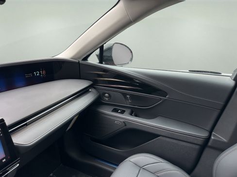 New 2026 Lincoln Nautilus Premier w/ Equipment Group 102A image 17