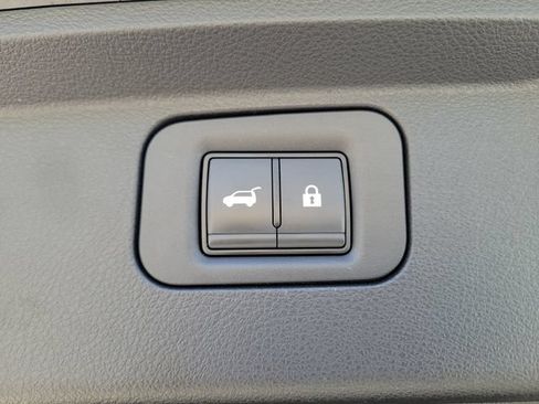 Certified 2025 Nissan Armada SL AWD/4WD image 10