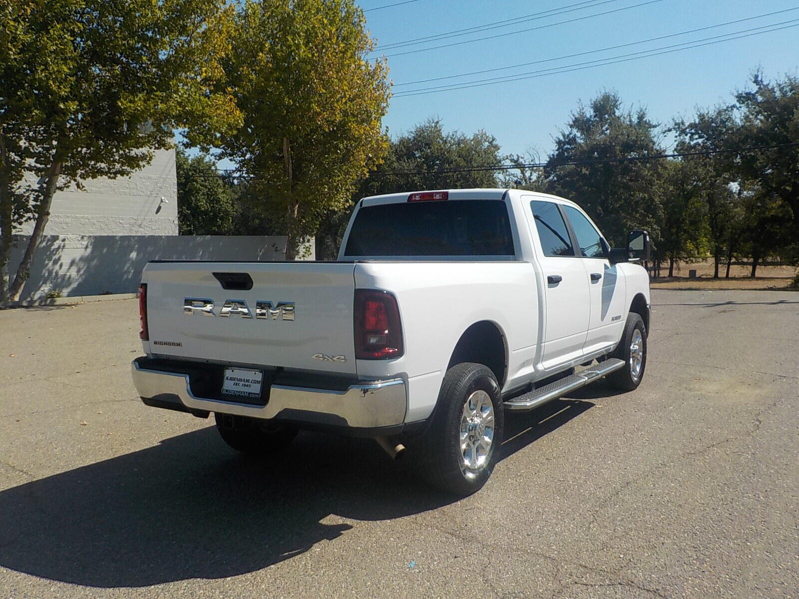Used 2025 RAM 2500 Big Horn AWD/4WD image 18