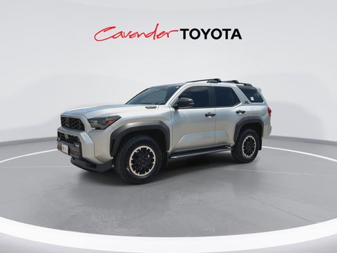 Certified 2025 Toyota 4Runner TRD Off-Road AWD/4WD image 4