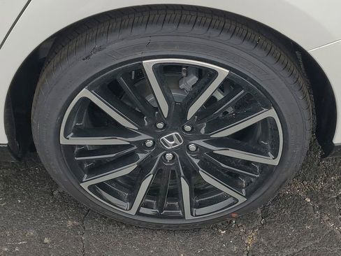 New 2026 Honda Accord Touring image 5