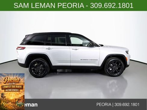 New 2025 Jeep Grand Cherokee Limited image 8