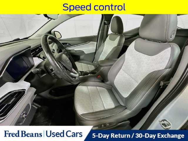 Used 2022 Chevrolet Bolt EUV Premier w/ Sun & Sound Package FWD image 26