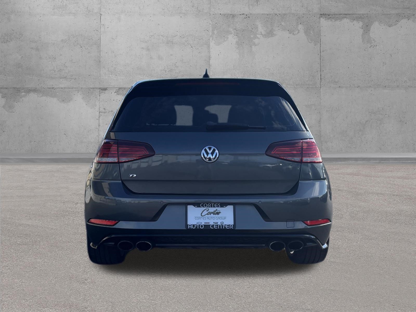 Used 2018 Volkswagen Golf R 4-Door AWD/4WD image 6