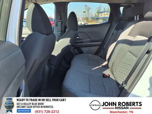 Certified 2025 Nissan Kicks SV image 9
