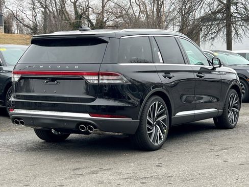 New 2026 Lincoln Aviator Reserve image 4