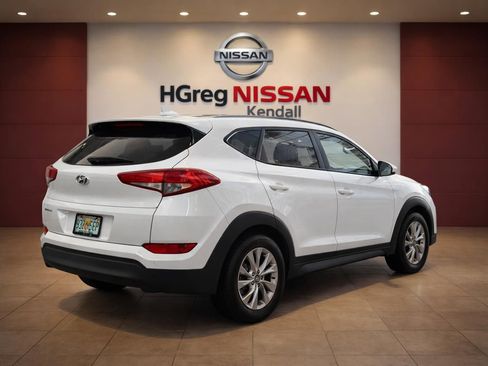 Used 2020 Hyundai Tucson SE w/ Cargo Package FWD image 4