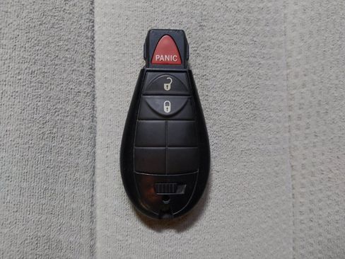 Used 2016 Dodge Grand Caravan SE w/ Quick Order Package 29E SE FWD image 32