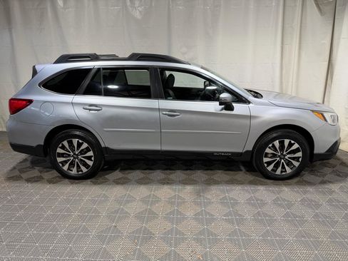 Used 2016 Subaru Outback 2.5i Limited image 9