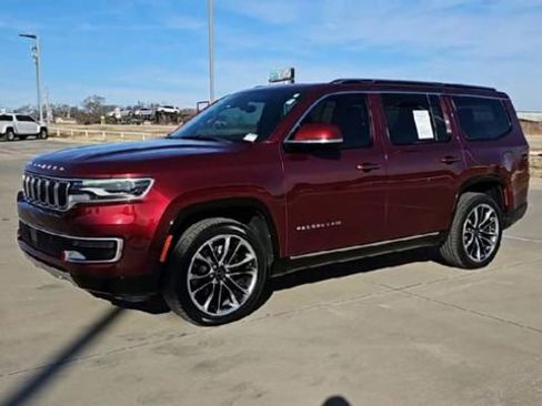 Used 2022 Jeep Wagoneer Series III w/ Premium Group I image 4