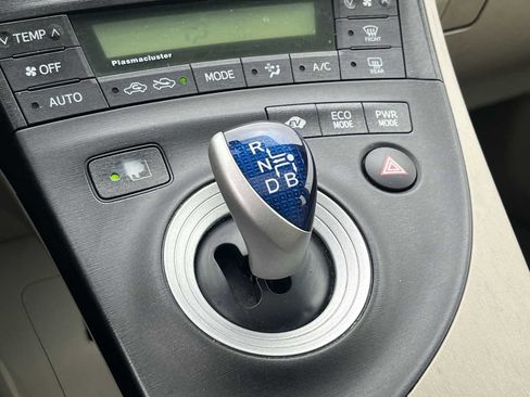 Used 2011 Toyota Prius Four w/ Solar Roof Pkg FWD image 48