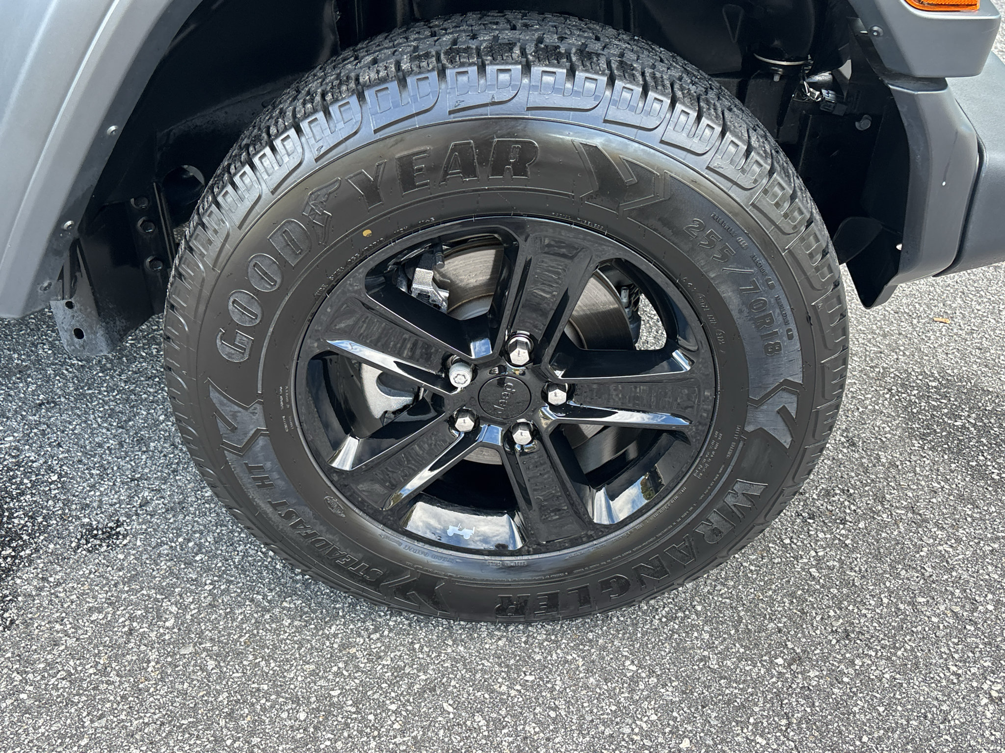 Used 2023 Jeep Wrangler Unlimited Sport AWD/4WD image 29