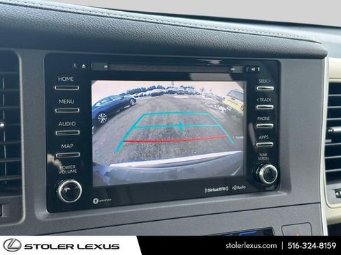 Used 2020 Toyota Sienna XLE image 32