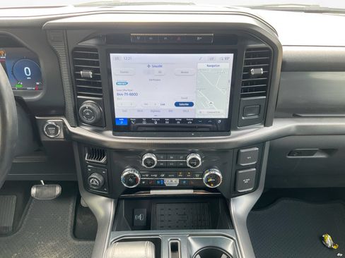 Used 2024 Ford F150 Lariat w/ Equipment Group 502A High AWD/4WD image 12
