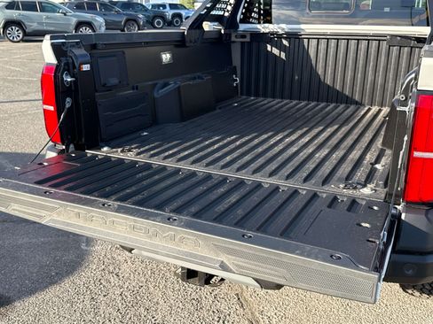 New 2026 Toyota Tacoma 4x4 Double Cab Hybrid image 9