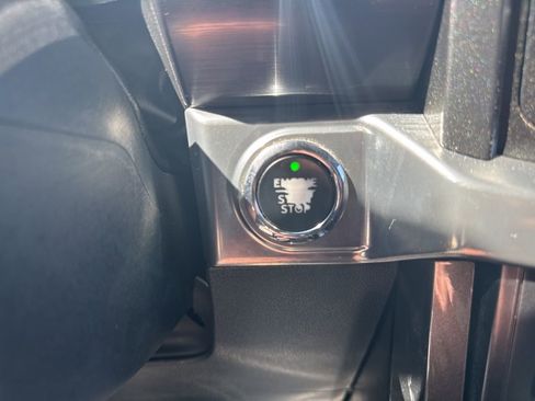 Certified 2023 Ford F150 Lariat w/ Equipment Group 502A High image 37