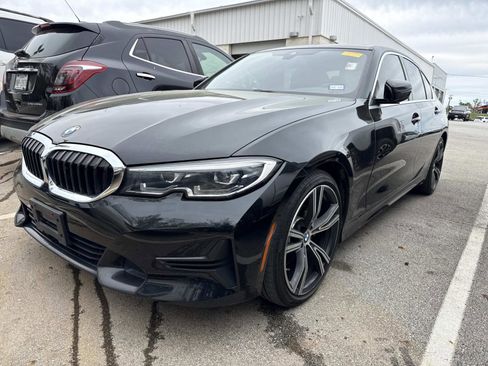Used 2019 BMW 330i Sedan w/ Convenience Package image 2