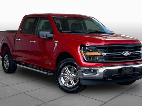 Used 2025 Ford F150 XLT w/ Equipment Group 301A Standard AWD/4WD image 3