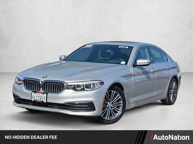 Used 2019 BMW 530e w/ Convenience Package RWD image 1