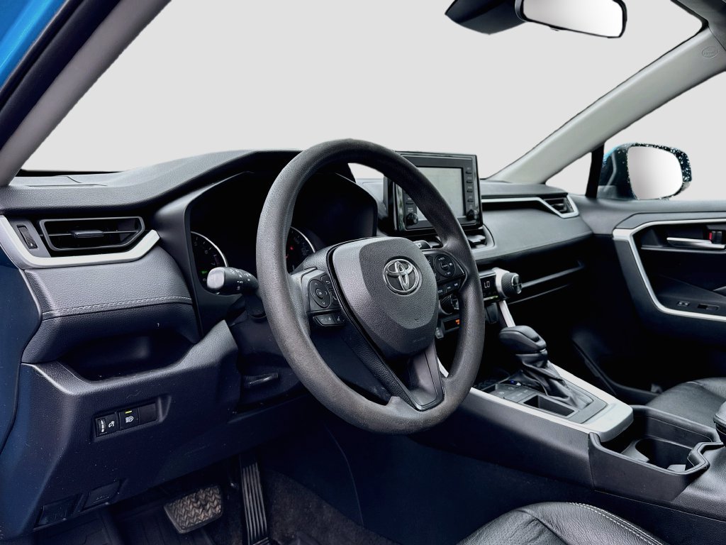 Used 2019 Toyota RAV4 XLE FWD image 12