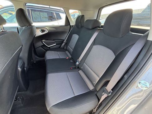 Used 2025 Kia Soul LX w/ LX Technology Package image 36