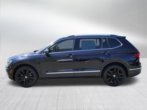 Used 2019 Volkswagen Tiguan SEL Premium AWD/4WD image 4