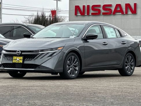New 2026 Nissan Sentra SL w/ Floor Mat Package FWD image 8