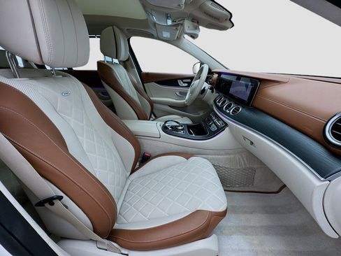 Used 2019 Mercedes-Benz E 450 4MATIC Wagon image 20