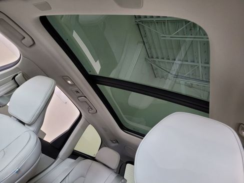 New 2026 Volvo XC60 T8 Ultra w/ Protection Package Premier image 8