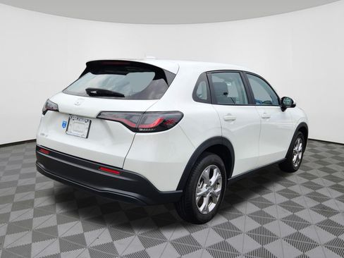 Used 2024 Honda HR-V LX image 4