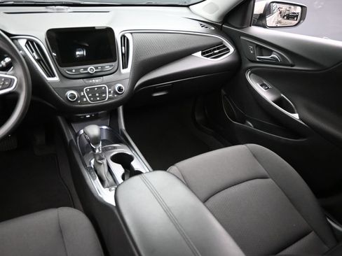 Certified 2024 Chevrolet Malibu LT image 12