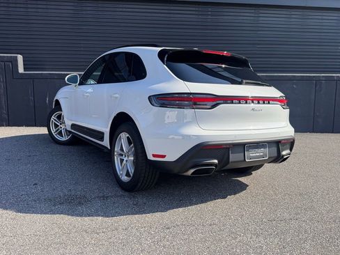 Certified 2026 Porsche Macan image 3