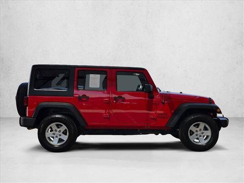 Used 2014 Jeep Wrangler Unlimited Sport w/ Quick Order Package 24S AWD/4WD image 4
