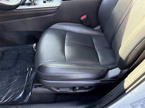 Used 2024 MAZDA CX-90 3.3 Turbo w/ Preferred Plus image 15