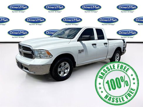 Used 2019 RAM 1500 Tradesman w/ Chrome Plus Package RWD image 3