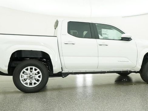 New 2026 Toyota Tacoma SR5 AWD/4WD image 26