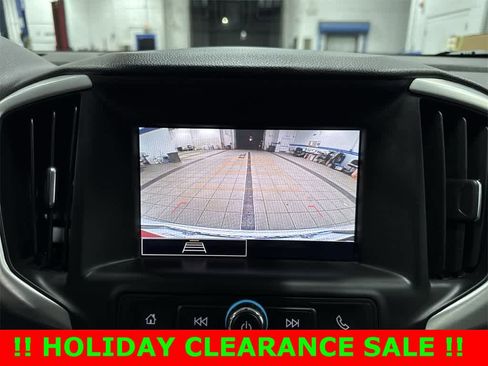 Used 2023 GMC Terrain SLE image 23