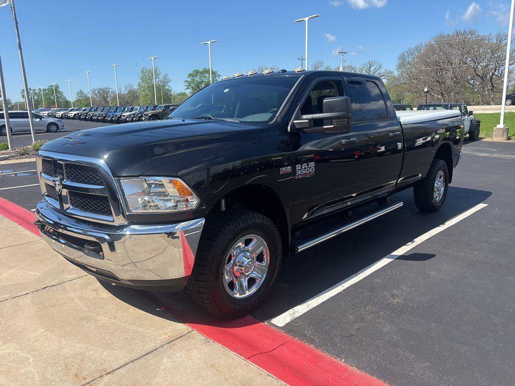 Used 2016 RAM 3500 Tradesman w/ Chrome Appearance Group AWD/4WD image 2