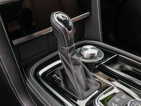 Used 2024 INFINITI QX80 Premium Select w/ All-Season Package image 21