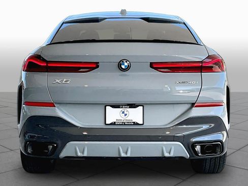Used 2026 BMW X6 xDrive40i w/ Premium Package AWD/4WD image 4