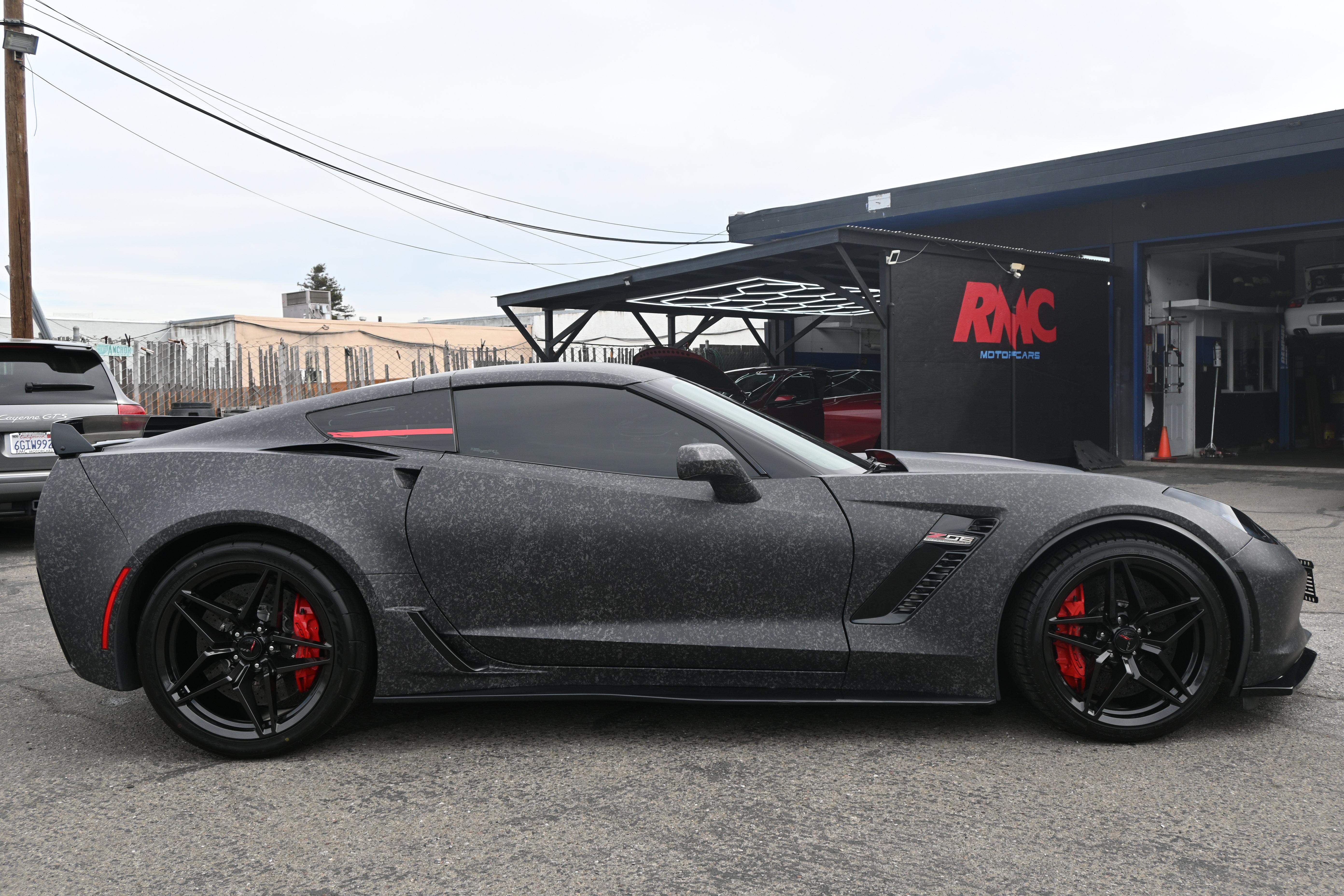 Used 2016 Chevrolet Corvette Z06 w/ 3LZ Preferred Equipment Group RWD image 5