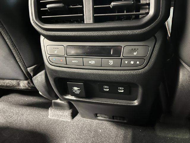 New 2026 Honda Pilot TrailSport image 25