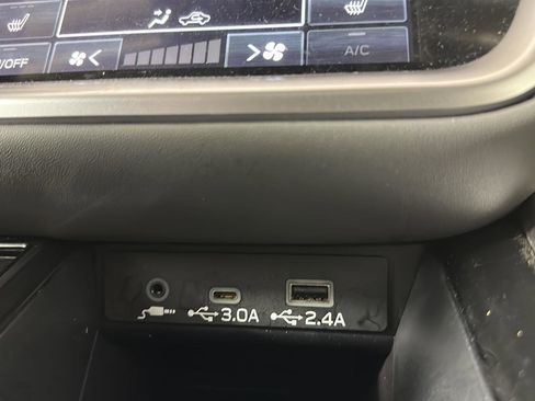 Certified 2023 Subaru Outback Onyx Edition AWD/4WD image 15