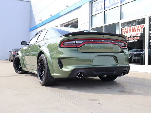 Used 2022 Dodge Charger Scat Pack RWD image 35