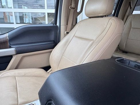 Used 2017 Ford F150 Lariat w/ Equipment Group 501A Mid RWD image 19