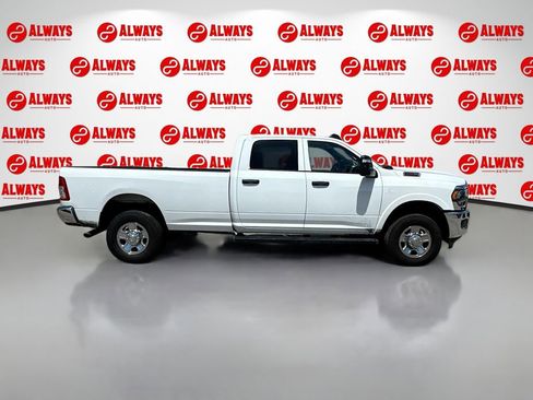 Used 2023 RAM 2500 Tradesman w/ Chrome Appearance Group image 4