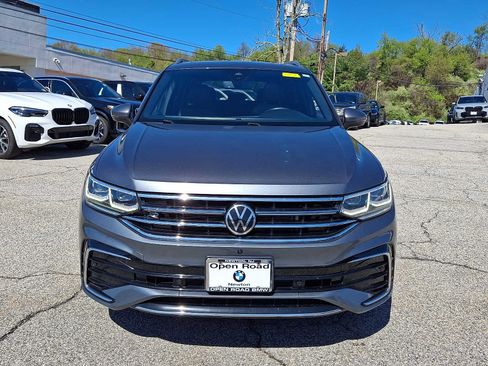 Used 2022 Volkswagen Tiguan SEL R-Line AWD/4WD image 2
