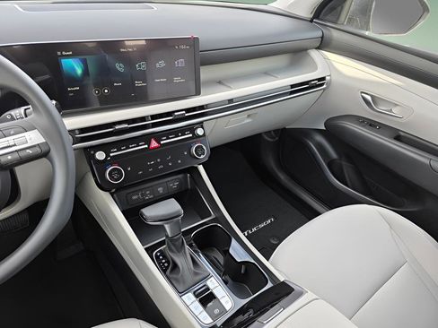 New 2026 Hyundai Tucson SEL image 17