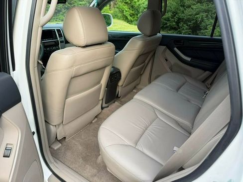Used 2005 Toyota 4Runner Limited AWD/4WD image 34