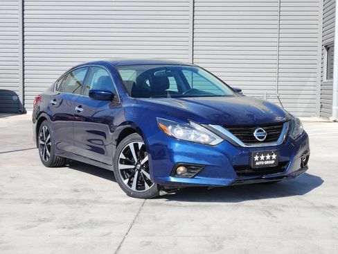 Used 2018 Nissan Altima 2.5 SR image 3